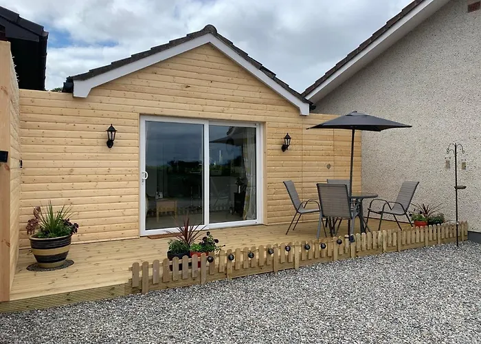 TomaX Garden Cabin